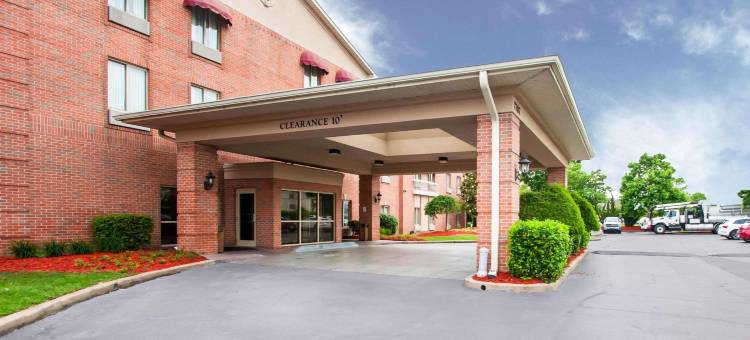 北日耳曼敦凯艺套房酒店(Quality Inn & Suites Germantown North)图片