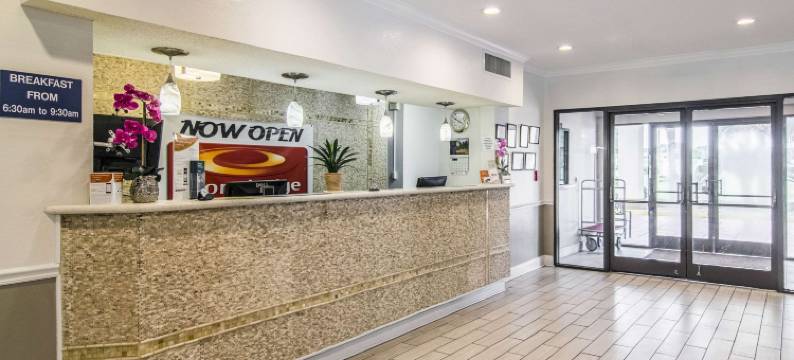 伊克诺旅馆(Econo Lodge Darien)图片