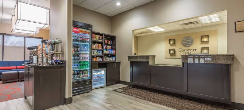 奥尔顿I-255附近舒适酒店(Comfort Inn Alton near I-255)图片