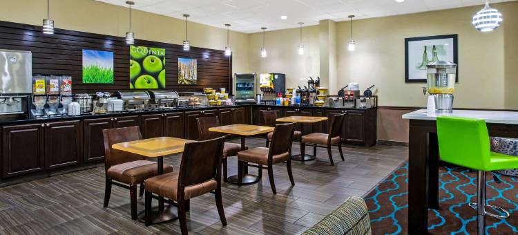 维斯维尔拉昆塔温德姆套房酒店(La Quinta Inn & Suites by Wyndham Wytheville)图片