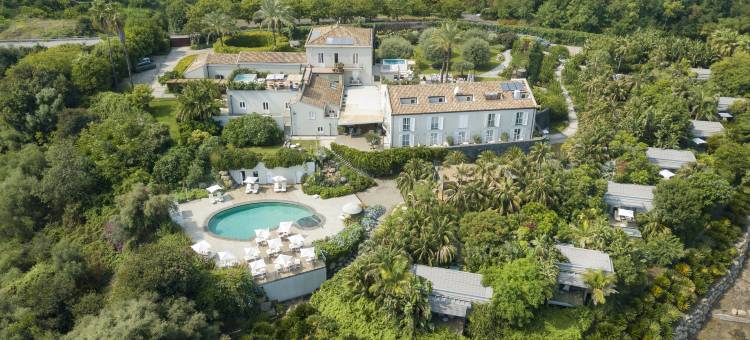 唐娜卡尔梅拉酒店(Donna Carmela Resort and Lodges)图片