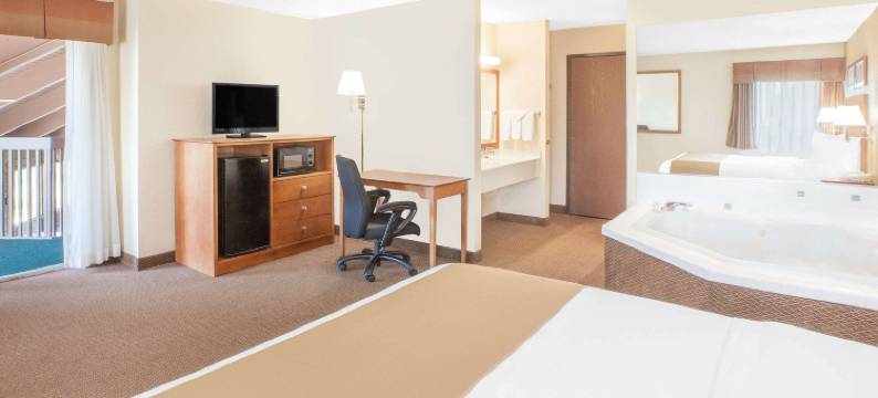 休伦港呗盟套房酒店(Baymont by Wyndham Port Huron)图片