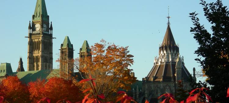 Holiday Inn & Suites 渥太华卡娜塔(Holiday Inn & Suites Ottawa Kanata)图片