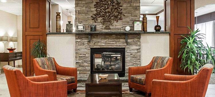 沃特敦舒适套房酒店-千岛(Comfort Inn & Suites Watertown - 1000 Islands)图片