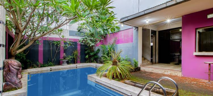 宾塔洛托巴纳旅馆(OYO 90696 Tobana House Bintaro)图片