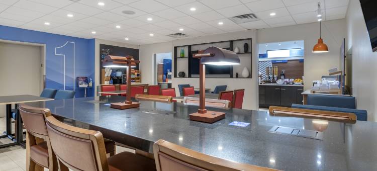 智选假日酒店 乔恩斯敦 - 印第安镇峡谷 by IHG(Holiday Inn Express Jonestown - Ft. Indiantown Gap)图片