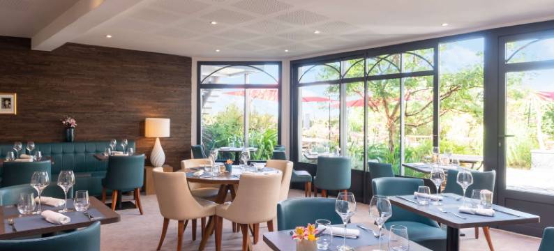 榆木原生酒店(Hôtel Traiteur les Ormes, the Originals Relais)图片