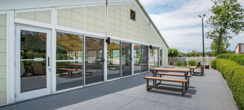 卡尔顿贝斯特韦斯特套房酒店(Best Western Plus Carlton Suites)图片