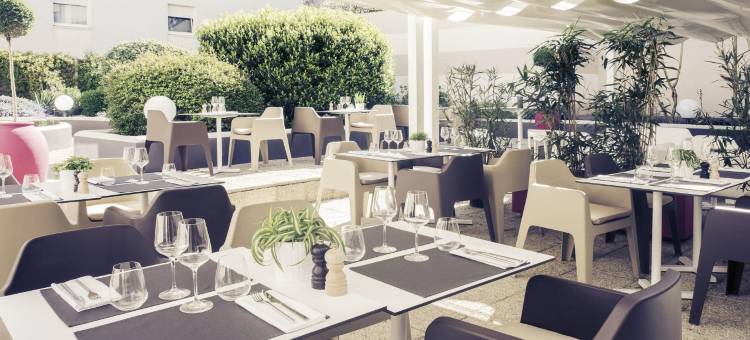 波尔多市中心圣让火车站诺富特酒店(近高铁站、加龙河畔)(Novotel Bordeaux Centre Gare Saint Jean)图片