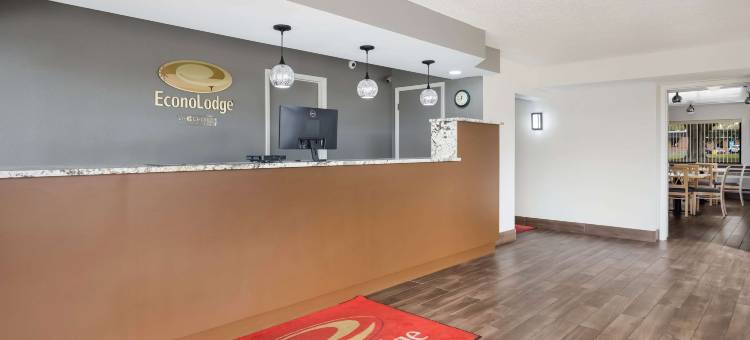 活橡树伊克诺酒店(Econo Lodge)图片