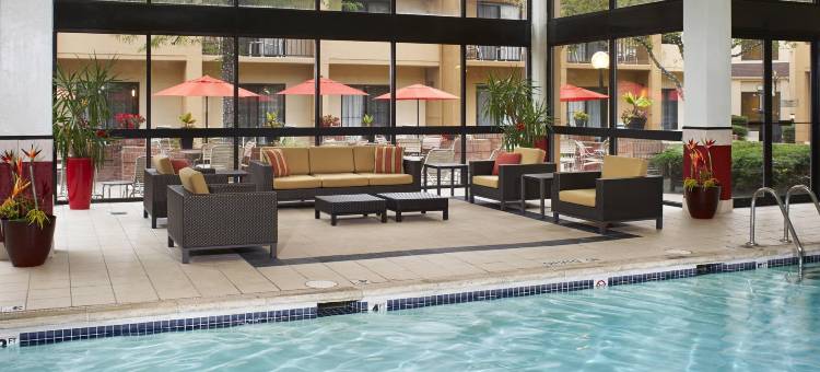 芝加哥内珀维尔万怡酒店(Courtyard Chicago Naperville)图片