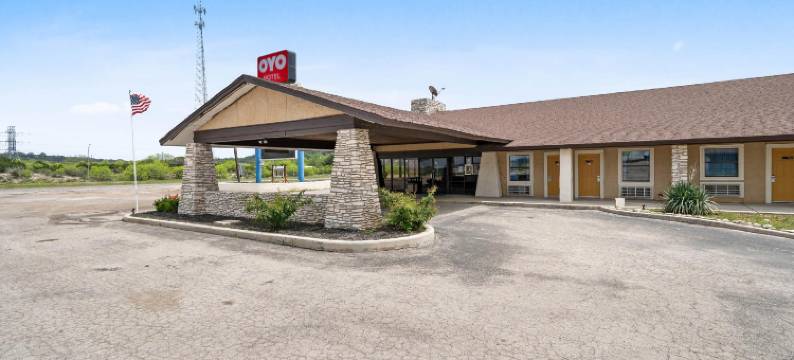 塞戈维亚旅馆，位于德克萨斯州交界处I-10(Segovia Lodge Junction TX I -10)图片