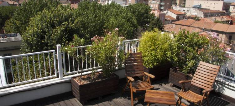 卡德国际酒店(Card International Hotel)图片