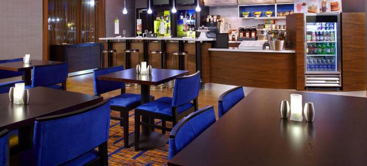 纽瓦克格兰维尔万怡酒店(Courtyard Newark Granville)图片