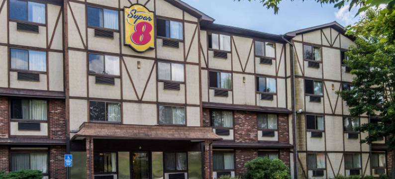 新伦敦速8酒店(Super 8 by Wyndham Groton)图片