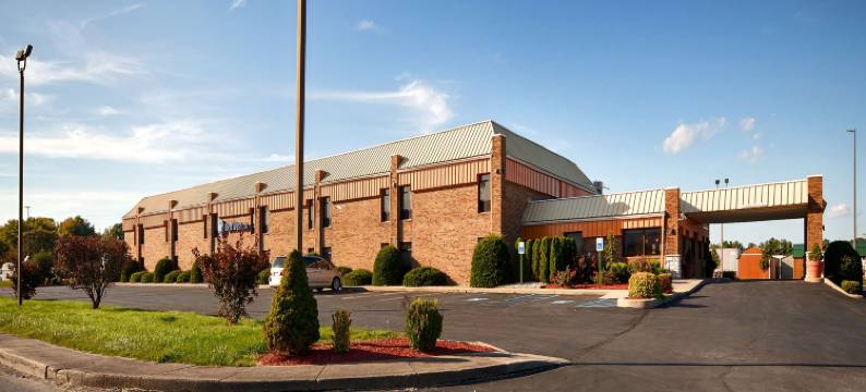 马丁斯维尔贝斯特韦斯特酒店(Best Western Martinsville Inn)图片