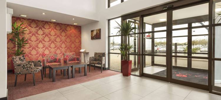 剑桥温德姆华美达酒店(Ramada by Wyndham Cambridge)图片