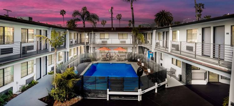 Sunset West Hotel, SureStay Collection by Best Western图片