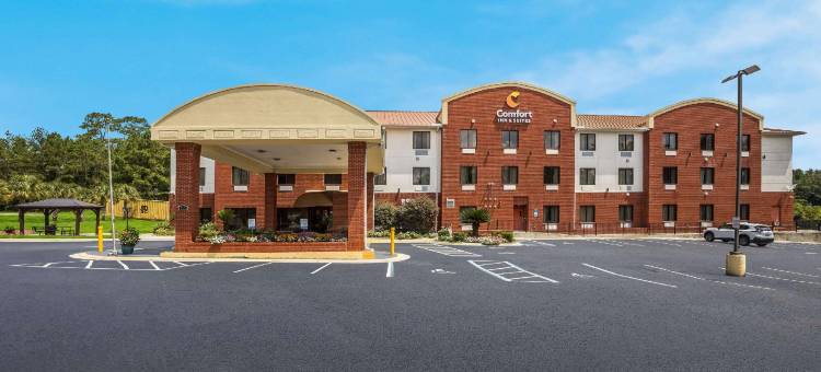 米德威-西塔拉哈西舒适套房酒店(Comfort Inn & Suites Midway - Tallahassee West)图片