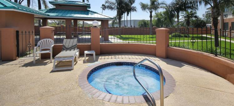 法尔美洲佳价旅馆(Americas Best Value Inn Pharr)图片