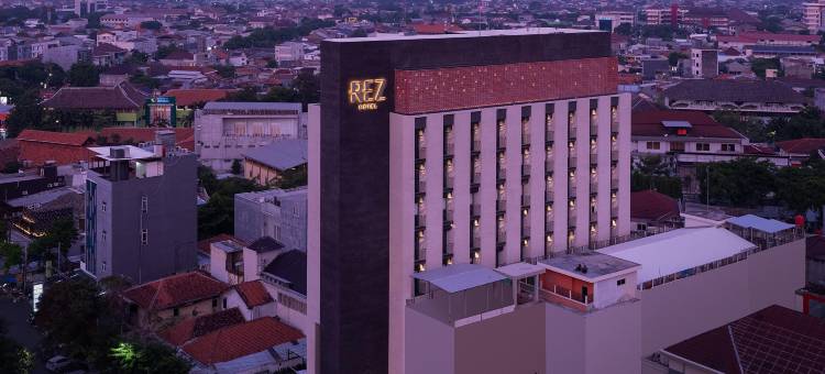 三宝垄REZ酒店(REZ Hotel Semarang)图片