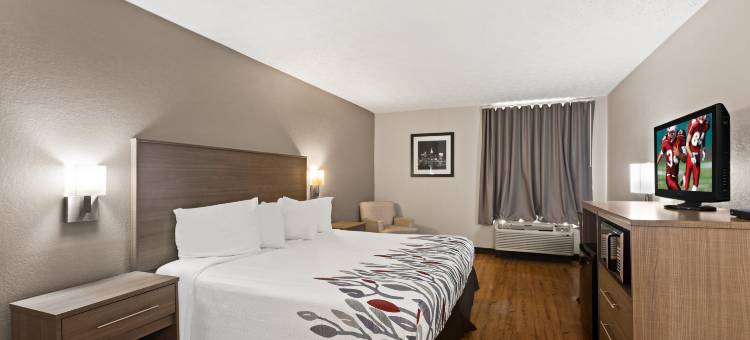 纽南红顶套房酒店(Red Roof Inn & Suites Newnan)图片