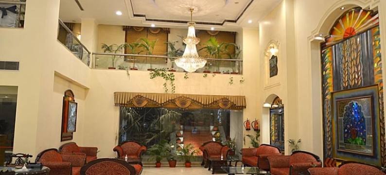 梅雷德大酒店(Hotel Meraden Grand)图片