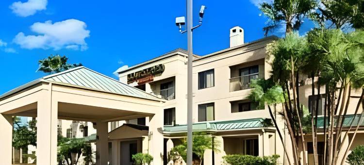 坦帕布兰登万怡酒店(Courtyard Tampa Brandon)图片