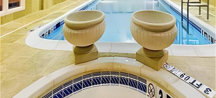 智选假日套房酒店克雷斯特维尤(Holiday Inn Express & Suites Crestview South I-10)图片