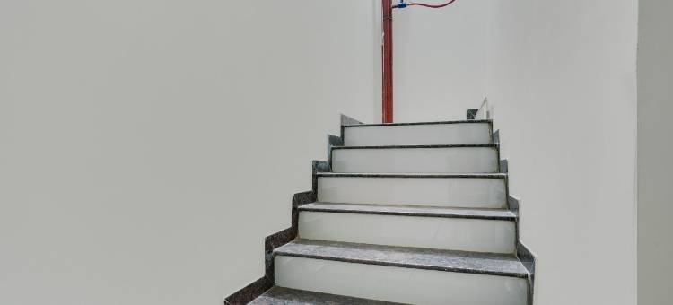 Hotel O White Villa图片