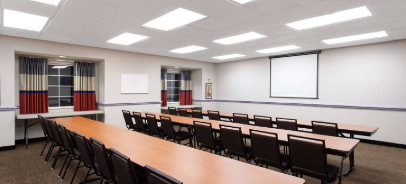 莱迪莱克-村庄麦客达套房酒店(Microtel Inn & Suites by Wyndham Lady Lake/The Villages)图片