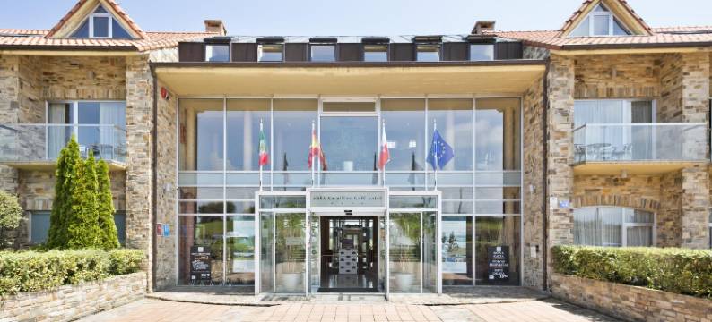 阿巴科米利亚斯高尔夫公寓酒店(Abba Comillas Apartments)图片