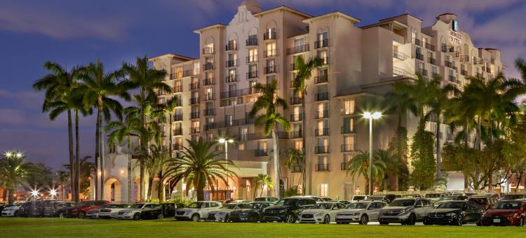 迈阿密国际机场希尔顿旗下大使套房酒店(Embassy Suites by Hilton Miami International Airport)图片