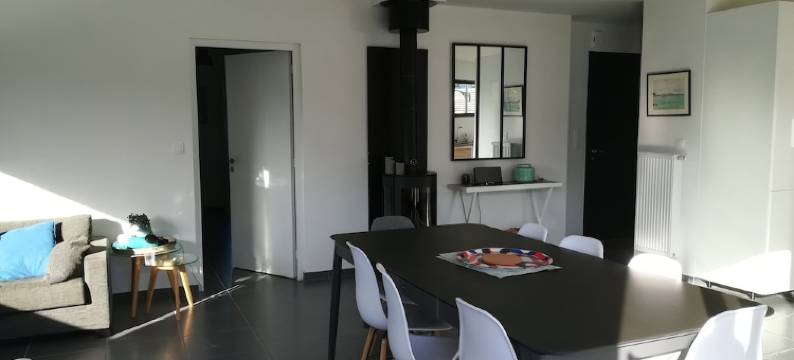 Seaside house with private pool图片