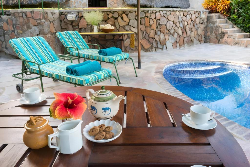 Hornbill LodgeOver view