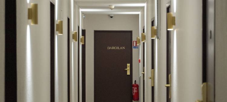 Cit'Hotel餐厅保龄球米洛(Cit'Hotel Restaurant du Bowling de Millau)图片