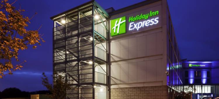 伦敦斯坦斯特德机场智选假日酒店(Holiday Inn Express London - Stansted Airport)图片