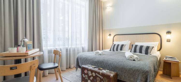 科鲁夫波比 W(Bob W Kluuvi)图片