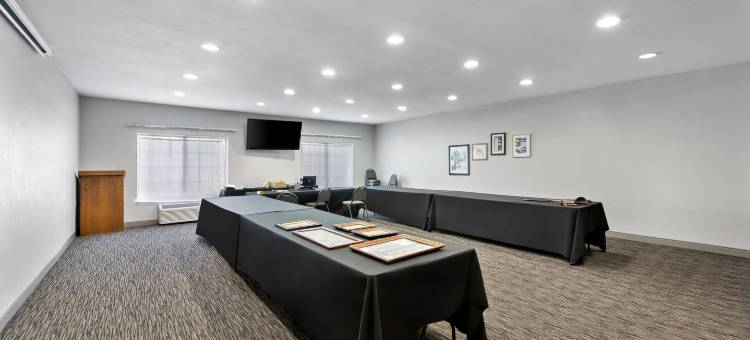 堪萨斯托皮卡西丽怡酒店(Country Inn & Suites by Radisson, Topeka West, KS)图片