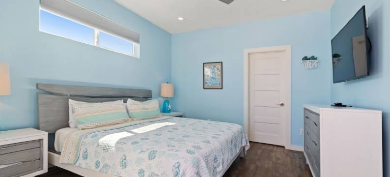 Beachfront Access and Stunning Views - Luxurious Coastal Paradise图片