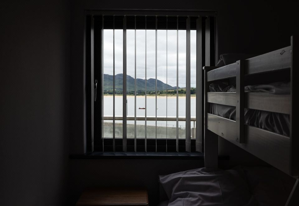 Pierside Apartments Deluxe Accommodation Hotel Overview