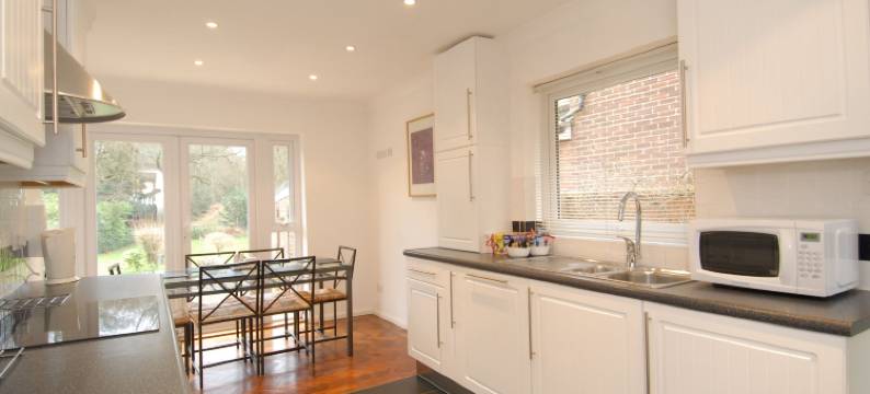 阿巴克丝家庭旅馆(Abacus Bed and Breakfast, Blackwater, Hampshire)图片