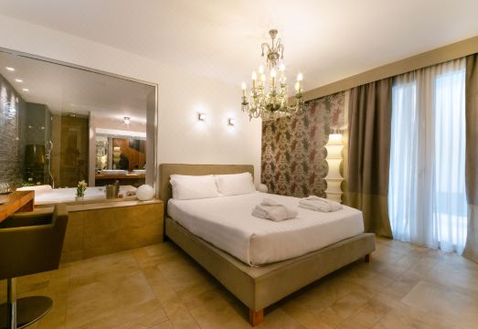 Admiral Park HotelHotel Overview