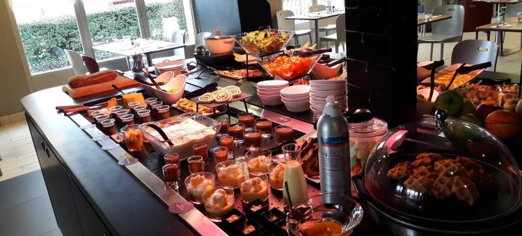 蒙吕松圣维克托康铂酒店(Campanile Montlucon - Saint Victor)图片