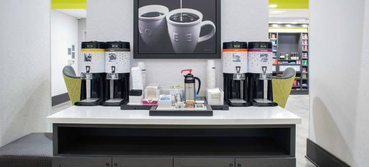 希尔顿欢朋酒店及套房-欧文橙县机场(Hampton Inn & Suites Irvine/Orange County Airport)图片