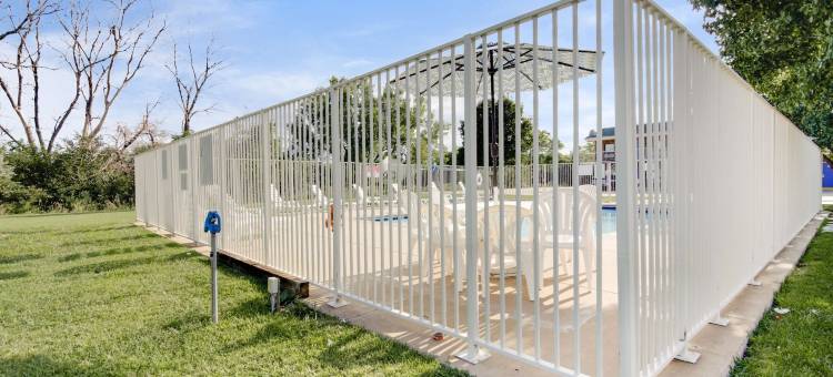 萨莱纳6号汽车旅馆(Motel 6 Salina, KS)图片