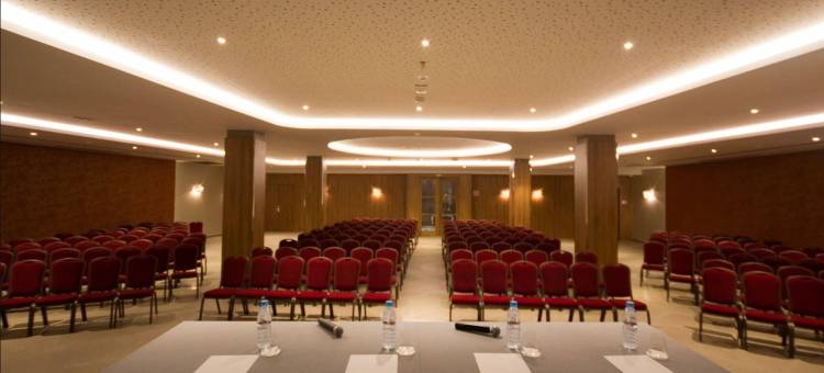 穆斯塔加奈姆和风 AZ 酒店(Az Hotel le Zephyr Mostaganem)图片