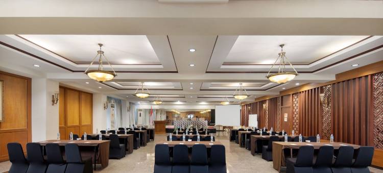 皇家酒店及会议中心-特雷特斯(Royal Hotel and Convention Tretes)图片