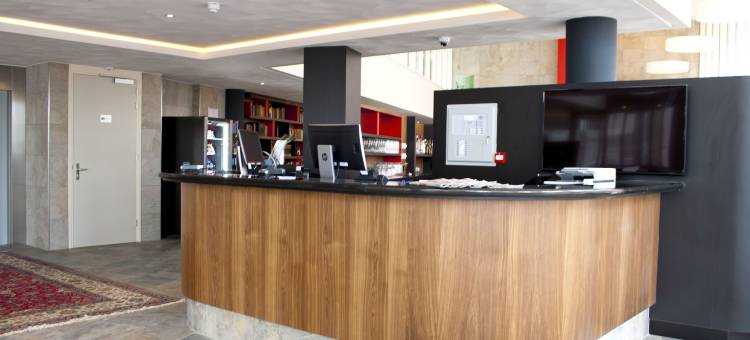 阿纳姆巴斯琛酒店(Bastion Hotel Arnhem)图片