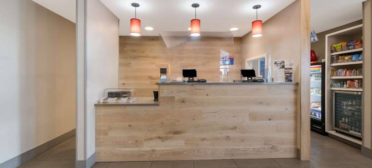 威奇托东丽怡酒店(Country Inn & Suites by Radisson, Wichita East, KS)图片